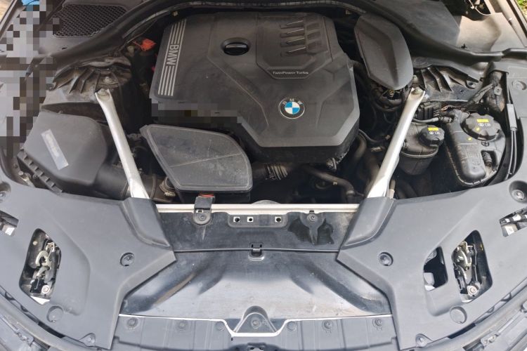 Used BMW 5 Series 2022 Second Facelift 530Li Luxury Version M Sport Package Engine Bay