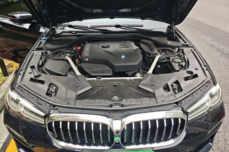 Used BMW 5 Series 2022 Second Facelift 525i M Sport Package Engine Bay