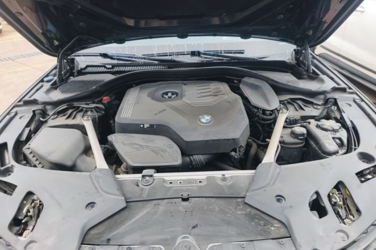 Used BMW 5 Series 2022 Second Facelift 530Li Leading Edition M Sport Package Engine Bay