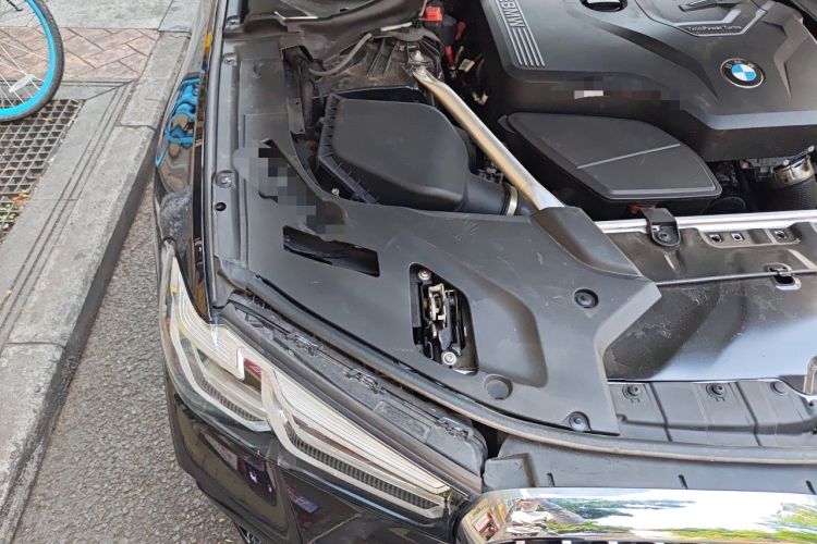 Used BMW 5 Series 2022 Restyled 525Li M Sport Package Engine Bay Right