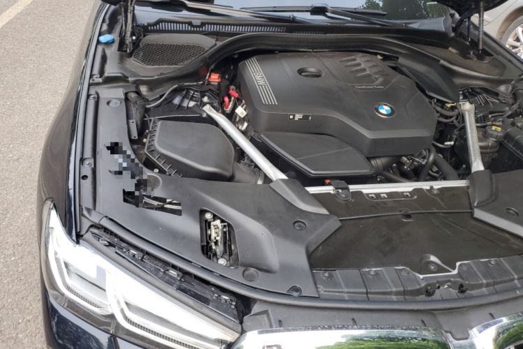 Used BMW 5 Series 2022 Second Facelift 530Li Leading Edition M Sport Package Engine Bay Right