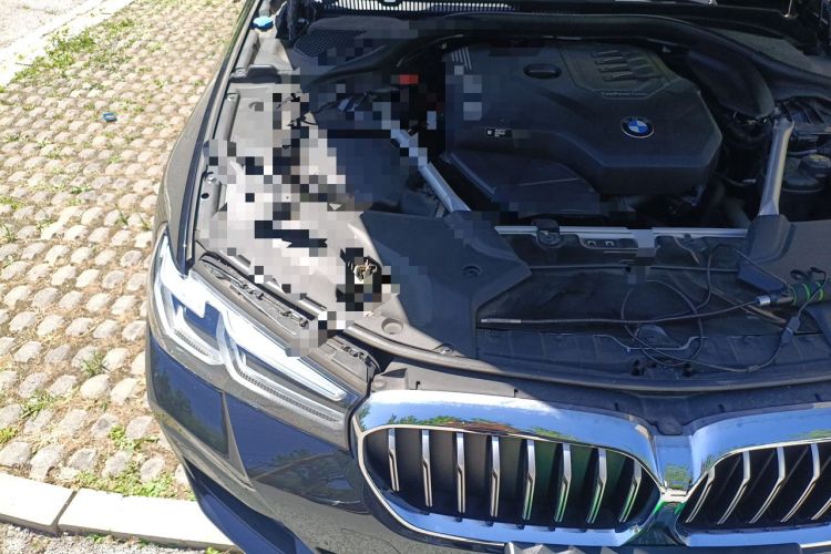 Used BMW 5 Series 2022 Revised Version 3 530Li Luxury Edition M Sport Package Engine Bay Right