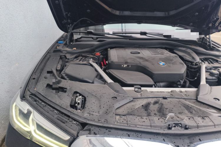 Used BMW 5 Series 2022 Second Facelift 530Li Luxury Version M Sport Package Engine Bay Right