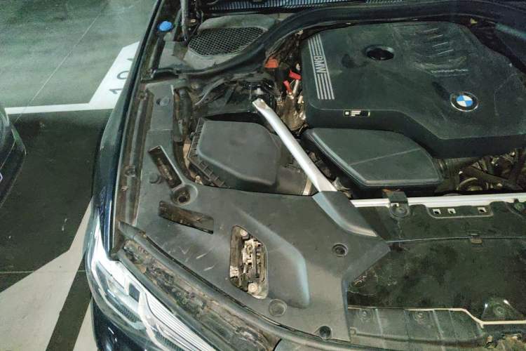 Used BMW 5 Series 2022 Restyled 530Li Leading Edition M Sport Package Engine Bay Right