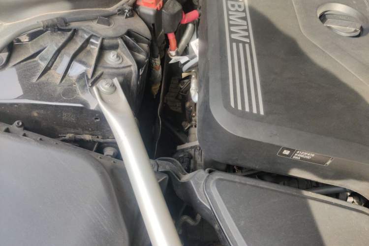 Used BMW 5 Series 2022 Second Facelift 530Li Leading Edition M Sport Package Engine Bay Right