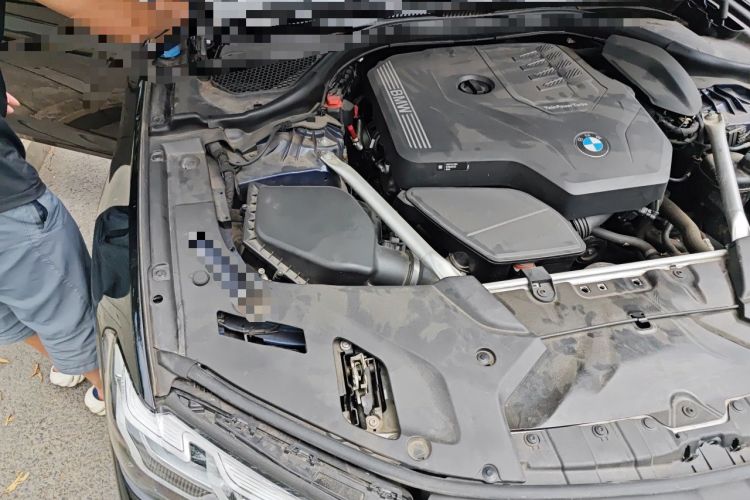 Used BMW 5 Series 2022 530Li Leading Model M Sport Package Engine Bay Right
