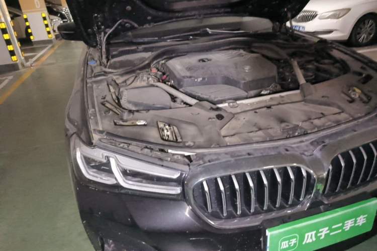 Used BMW 5 Series 2022 530Li Leading Model M Sport Package Engine Bay Right