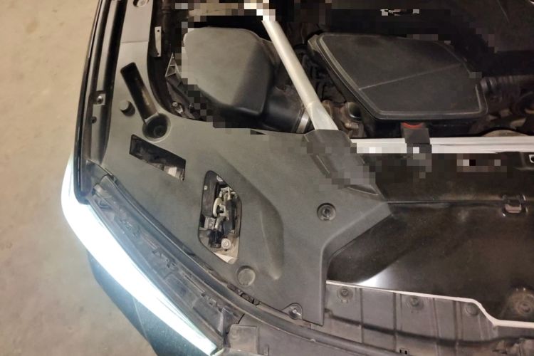 Used BMW 5 Series 2022 Restyled 530Li Leading Edition M Sport Package Engine Bay Right