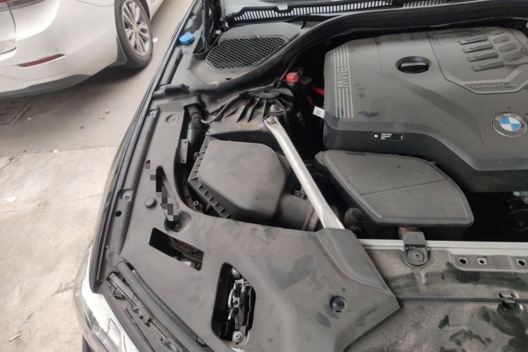 Used BMW 5 Series 2022 Second Facelift 525Li M Sport Package Engine Bay Right
