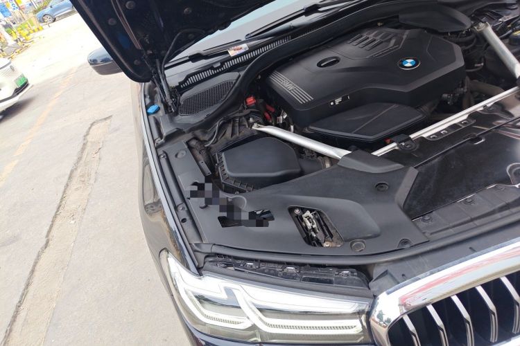 Used BMW 5 Series 2022 Second Facelift 530Li Luxury Version M Sport Package Engine Bay Right