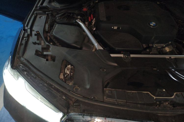Used BMW 5 Series 2022 Restyled 525i M Sport Package Engine Bay Right