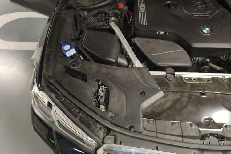 Used BMW 5 Series 2022 Restyled 530Li Leading Edition M Sport Package Engine Bay Right