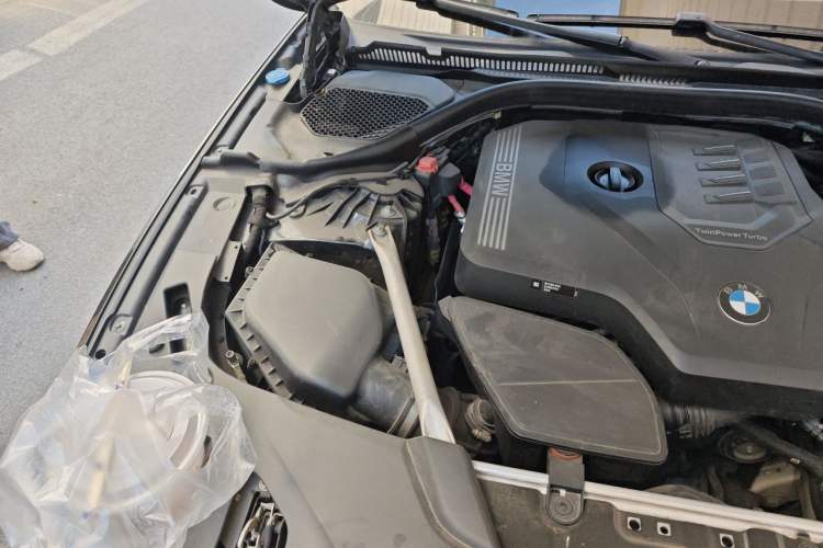 Used BMW 5 Series 2022 530Li Leading Luxury Package Engine Bay Right
