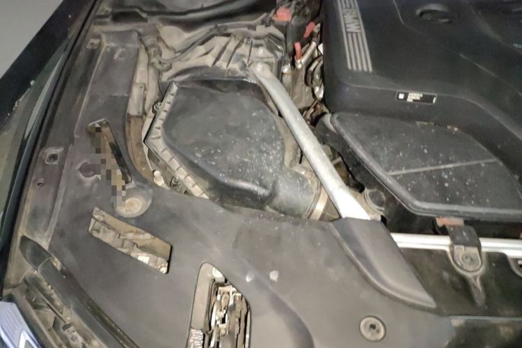 Used BMW 5 Series 2022 Restyled 525Li M Sport Package Engine Bay Right