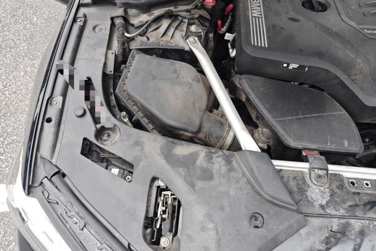 Used BMW 5 Series 2022 Restyled 525Li M Sport Package Engine Bay Right