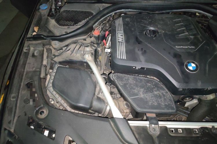 Used BMW 5 Series 2022 Restyled 525Li M Sport Package Engine Bay Right