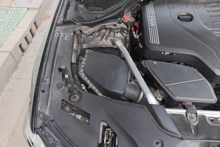 Used BMW 5 Series 2022 Restyled 525Li Luxury Package Engine Bay Right