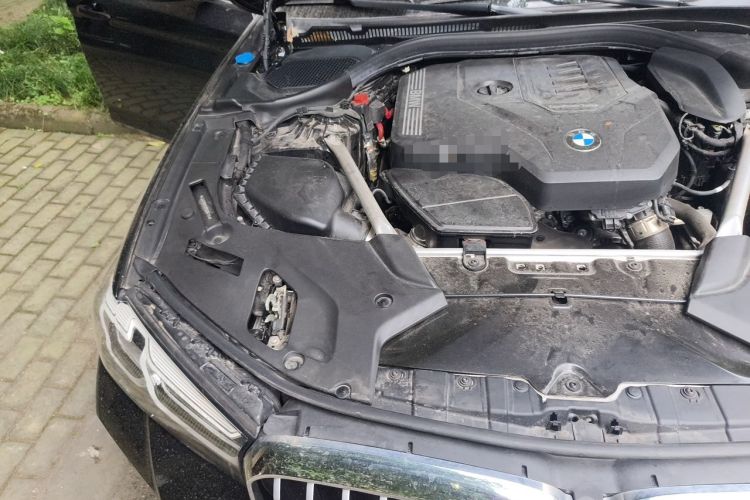 Used BMW 5 Series 2022 Restyled 525Li M Sport Package Engine Bay Right