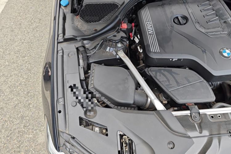 Used BMW 5 Series 2022 530Li Leading Model M Sport Package Engine Bay Right