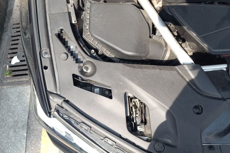 Used BMW 5 Series 2022 Second Facelift 525Li M Sport Package Engine Bay Right