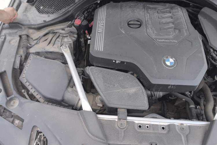 Used BMW 5 Series 2022 Revised Version 3 530Li Luxury Edition M Sport Package Engine Bay Right