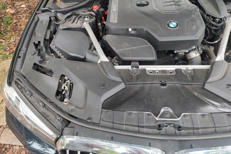 Used BMW 5 Series 2022 Second Facelift 525Li M Sport Package Engine Bay Right