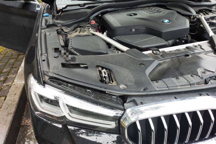 Used BMW 5 Series 2022 Second Facelift 530Li Luxury Version M Sport Package Engine Bay Right