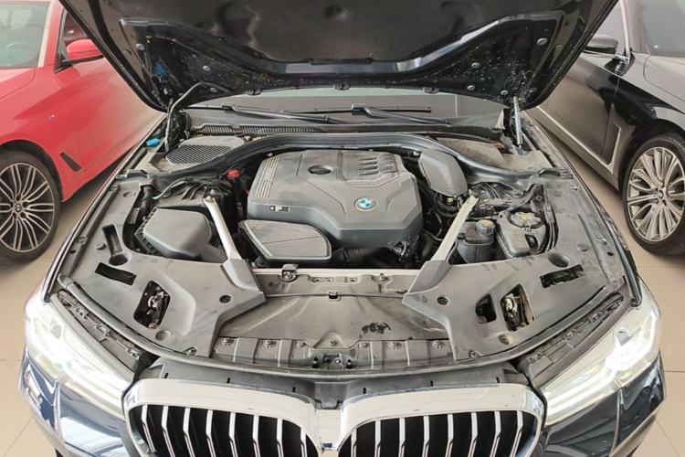Used BMW 5 Series 2022 Second Facelift 530Li xDrive M Sport Package Engine Bay