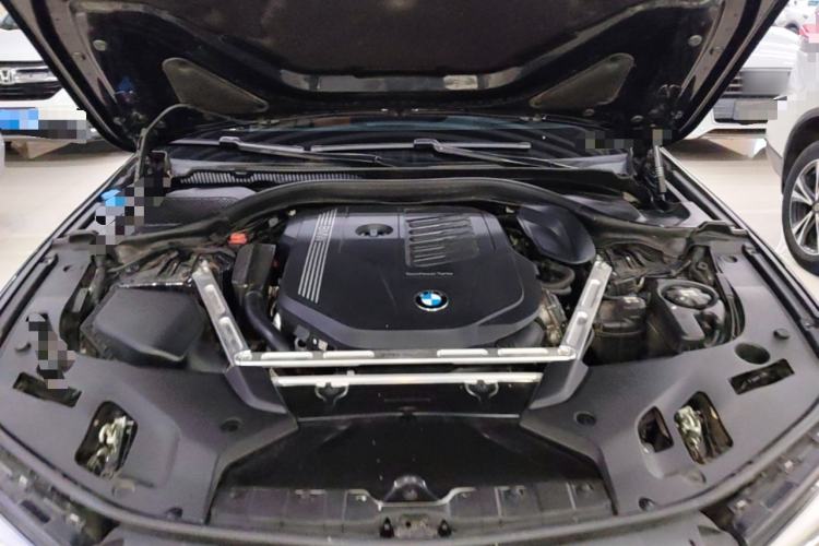 Used BMW 5 Series 2022 Restyled 540i Luxury Edition M Sport Package Engine Bay