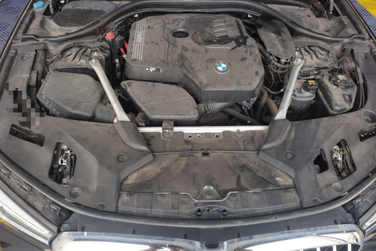 Used BMW 5 Series 2022 Second Facelift 530Li Luxury Version M Sport Package Engine Bay