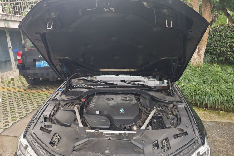 Used BMW 5 Series 2022 Second Facelift 525Li M Sport Package Engine Bay