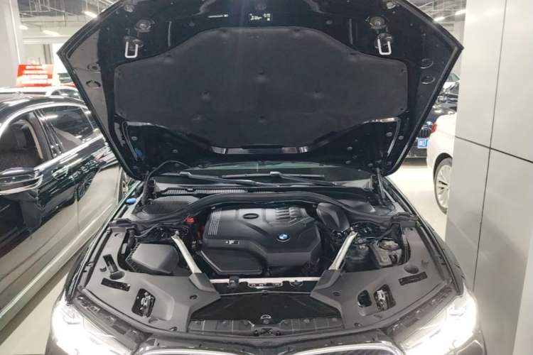 Used BMW 5 Series 2022 Second Facelift 530Li Leading Edition M Sport Package Engine Bay