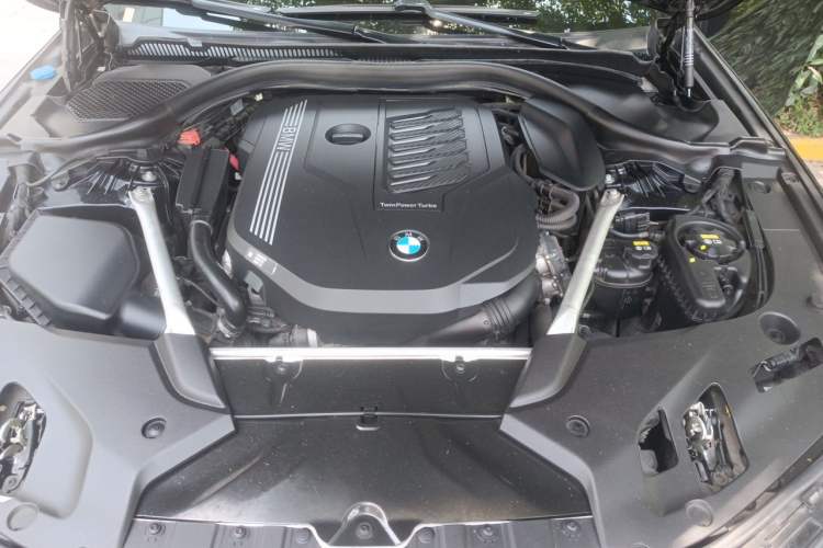 Used BMW 5 Series 2022 Restyled 540i Luxury Edition M Sport Package Engine Bay