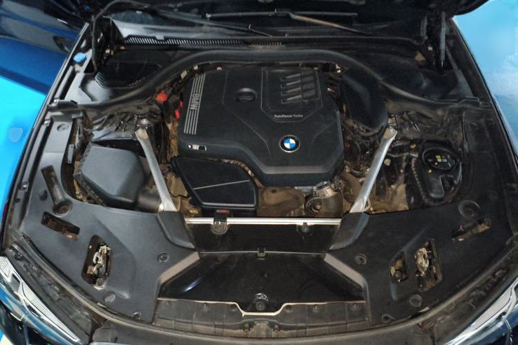Used BMW 5 Series 2022 525i M Sport Package Engine Bay