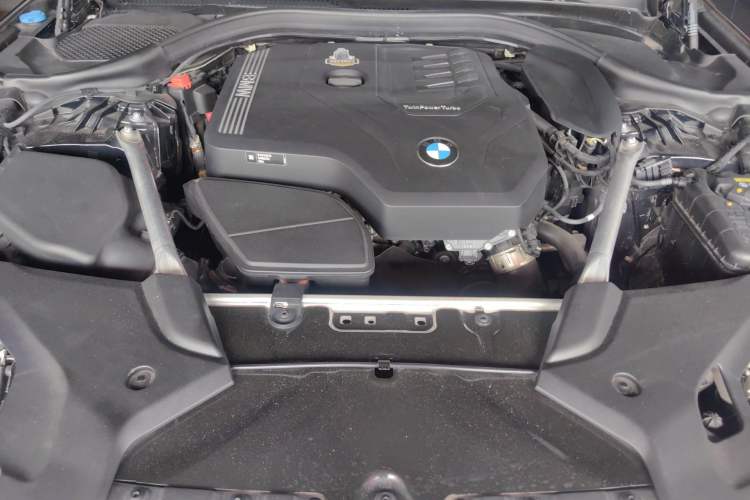 Used BMW 5 Series 2022 Restyled 525Li Luxury Package Engine Bay