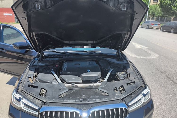 Used BMW 5 Series 2022 525Li M Sport Package Engine Bay