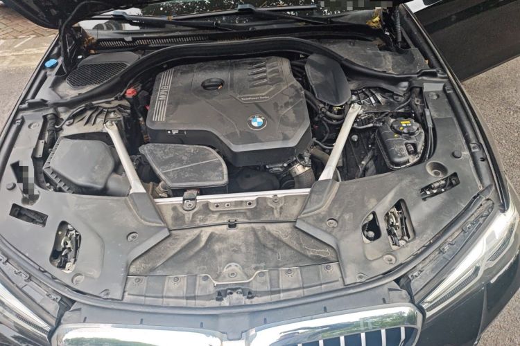 Used BMW 5 Series 2022 Restyled 525Li M Sport Package Engine Bay