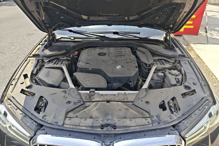 Used BMW 5 Series 2022 530Li Leading Model M Sport Package Engine Bay