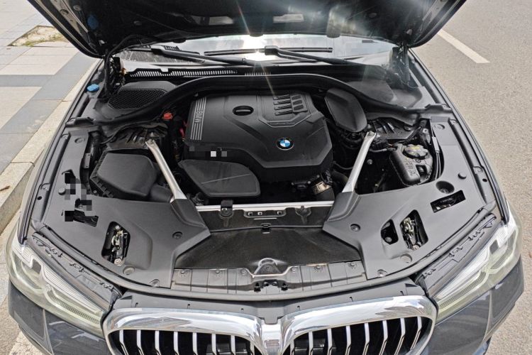Used BMW 5 Series 2022 Restyled 525Li M Sport Package Engine Bay
