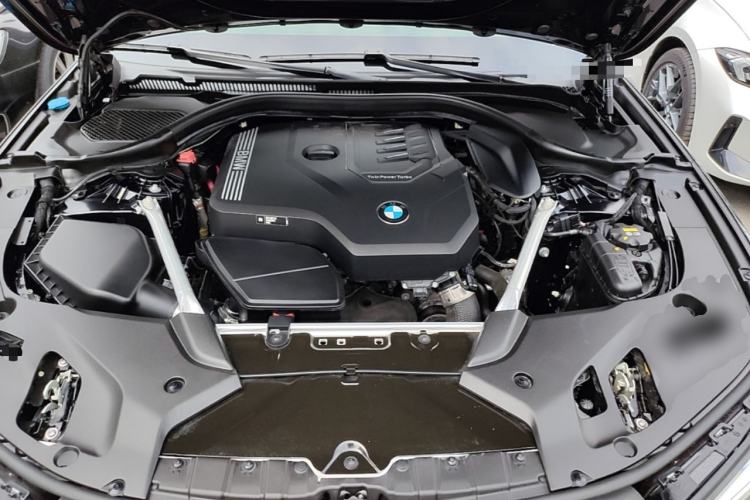 Used BMW 5 Series 2022 Restyled 525Li M Sport Package Engine Bay