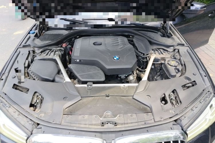 Used BMW 5 Series 2022 Second Facelift 525i M Sport Package Engine Bay