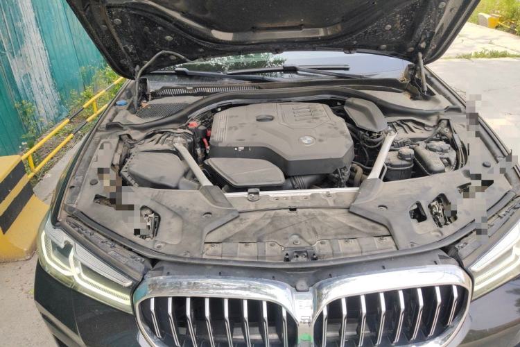 Used BMW 5 Series 2022 Revised Version 530Li xDrive M Sport Package Engine Bay