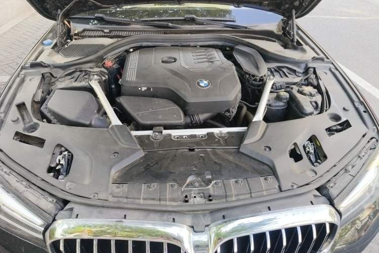 Used BMW 5 Series 2022 Updated 530Li xDrive Luxury Package Engine Bay