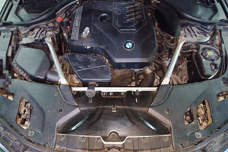 Used BMW 5 Series 2022 Restyled 525Li M Sport Package Engine Bay