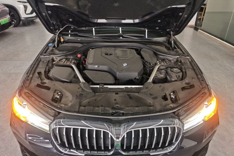 Used BMW 5 Series 2022 Second Facelift 530Li Leading Edition M Sport Package Engine Bay