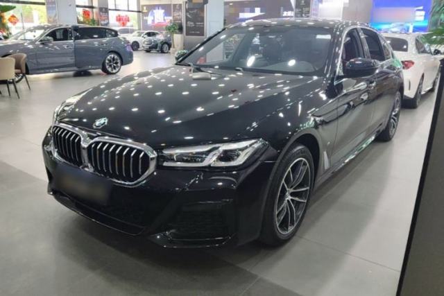 Used BMW 5 Series 2022 Second Facelift 525Li M Sport Package