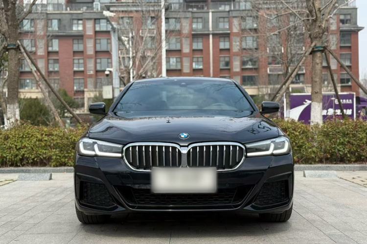 Used BMW 5 Series 2022 Restyled 530Li Leading Edition M Sport Package Exterior 1