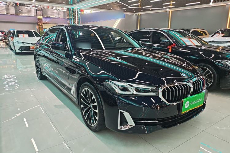 Used BMW 5 Series 2022 Restyled 525Li Luxury Package Exterior 1