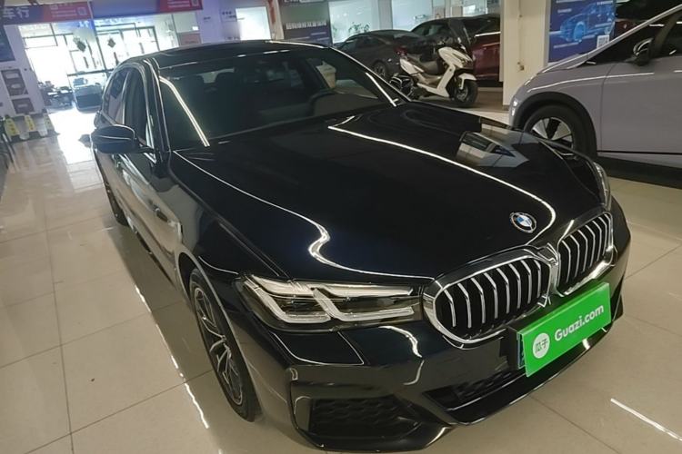 Used BMW 5 Series 2022 Restyled 525Li M Sport Package Exterior 1