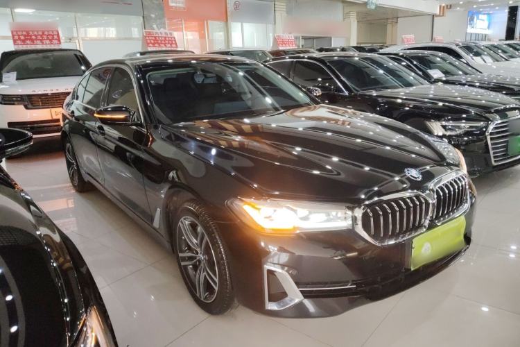 Used BMW 5 Series 2022 Second Facelift 530Li xDrive Luxury Package Exterior 1